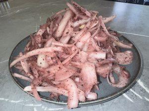 בצל עם סומק